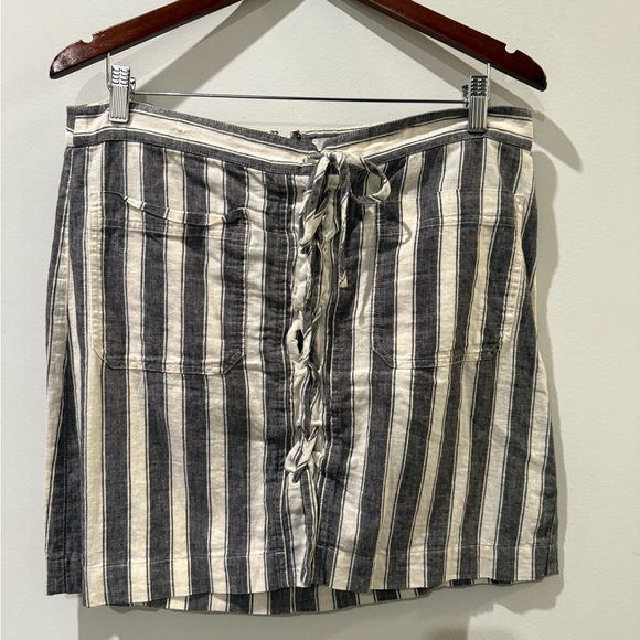 Madewell Gray and White Striped Mini Skirt Size 12 - Picture 5 of 9